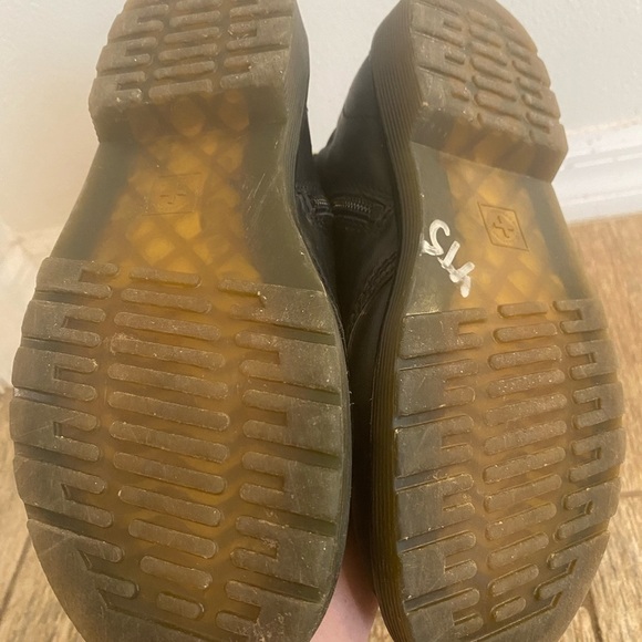 Dr. Martens Combat Boots Youth Size 4(M) 5(F) Black Leather Side Zip 1460 J - Picture 8 of 10